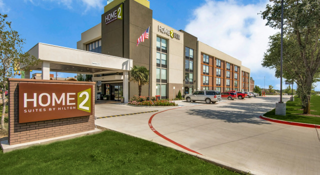 Home2 Suites by Hilton DFW Airport South/Irving, TX