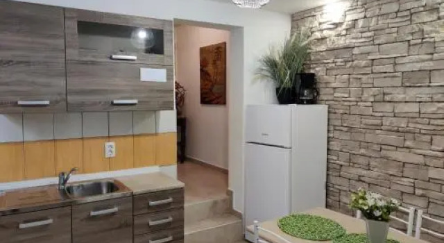 Apartments Goga Pomer