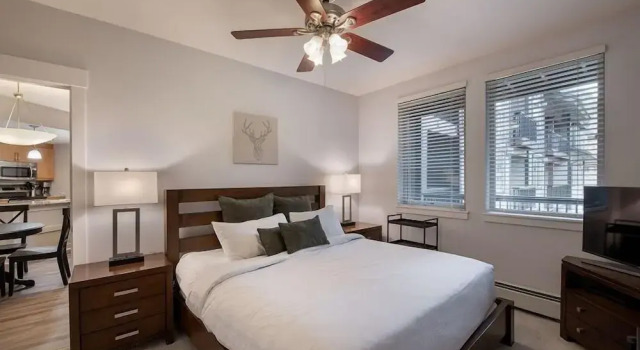 Premium Unit 3513- Fraser Crossing/founders Pointe 1 Bedroom Condo
