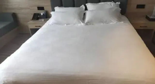 Ningling Jincheng Hotel, Book Hotel Shangqiu Henan