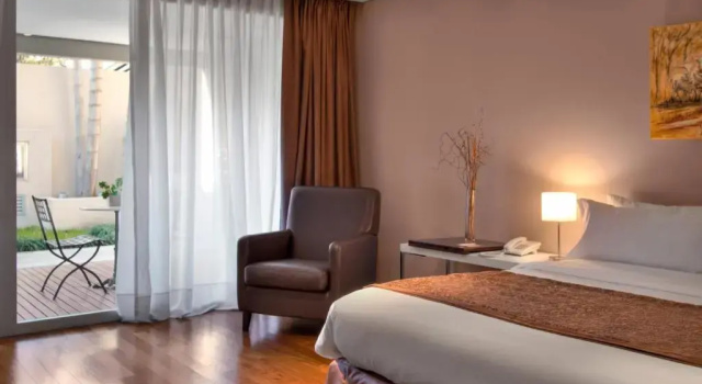 Студия San Isidro Plaza Hotel