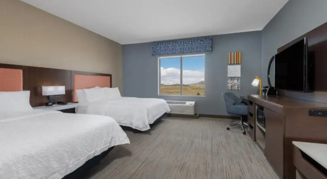 Четырёхместный номер Standard Hampton Inn & Suites Cody, Wy