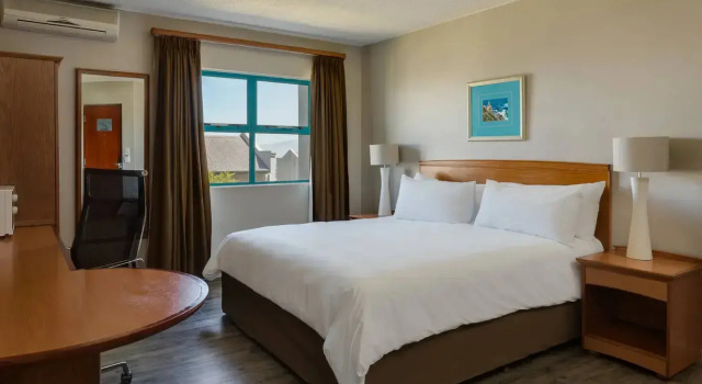 Двухместный номер Standard с видом на сад Protea Hotel by Marriott Cape Town Tyger Valley