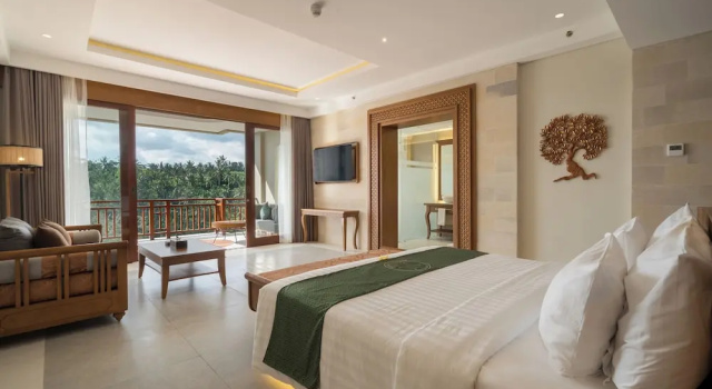 Люкс Premier с балконом Sanggraloka Ubud