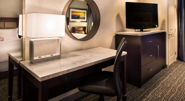 Номер Standard Crowne Plaza Springfield by IHG