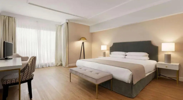 Двухместный номер Executive Hotel Avenue Louise Brussels Trademark Collection by Wyndham