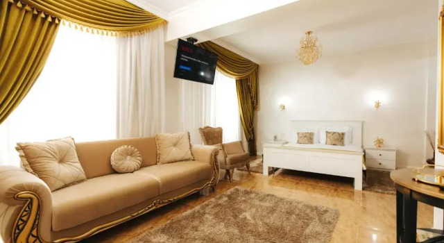 Полулюкс Hotel Evianne Boutique