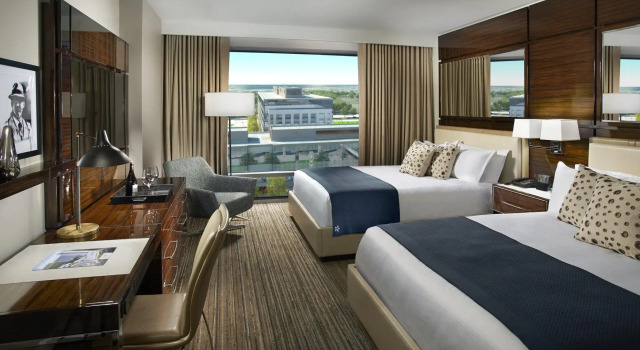 Четырёхместный номер Deluxe Omni Frisco at The Star