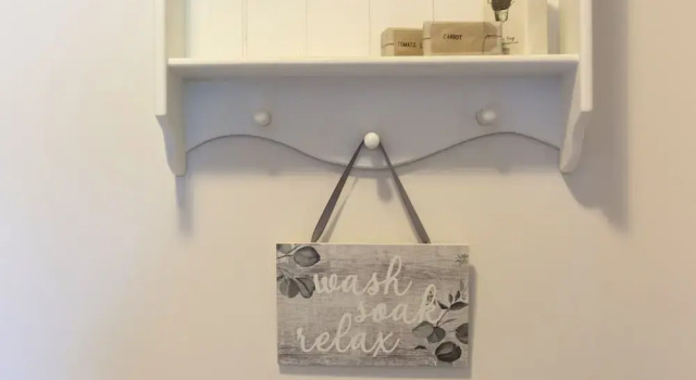 The Rectory Apartment + Free Parking, Varaa Huoneisto Asunnot kohteessa Merseyside, Huoneisto