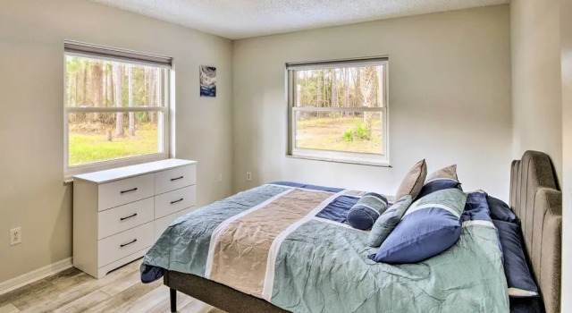 Коттедж Palm Coast Home ~ 7 Mi to Flagler Beach!