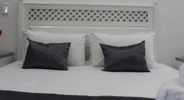 Royal Ushaka Hotel- Morningside