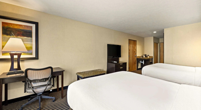 Четырёхместный номер Standard Sonesta Essential Indianapolis Airport