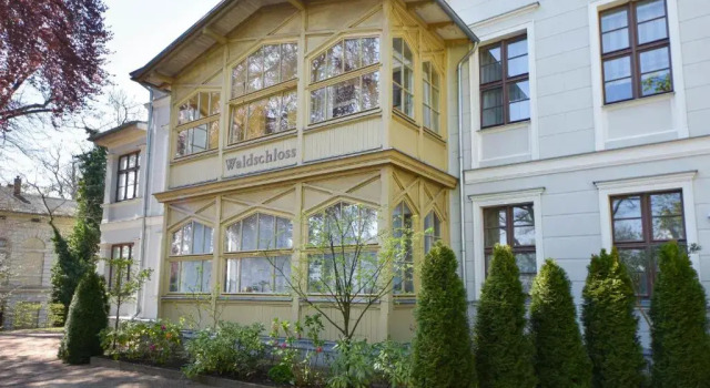 Villa Waldschloss Wohnung 02, Book Villa Heringsdorf Usedom