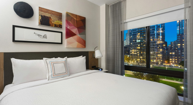 Fairfield Inn & Suites by Marriott New York Manhattan/Central Park, Забронировать Отель Отели Нью-Йорка 3 звезды, рядом с New York Convention and Visitors Bureau, 3*