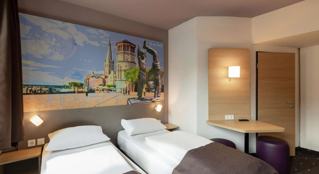 Трёхместный номер B&B HOTEL Düsseldorf-Mitte