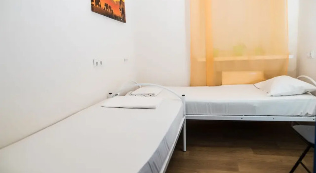 Hostel N1, Забронировать Хостел Хостелы Одессы, рядом с Одесский железнодорожный вокзал, Хостел