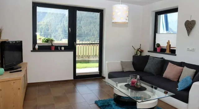 Apartment in Mittersill Near Hohe Tauern, Rezerwuj Apartament Hotele w Salzburg z parkingiem, Parking