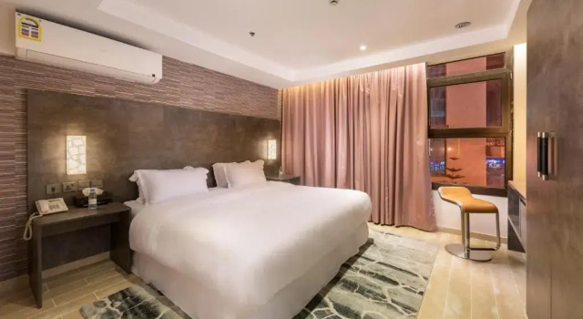 Люкс The View Hotel