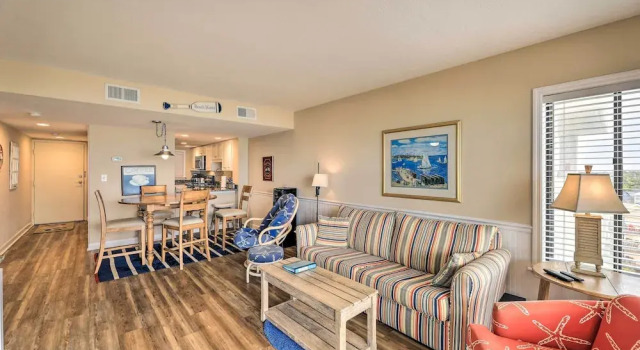 Emerald Isle Condo w/ Direct Access to Ocean!, Забронировать Апартаменты/квартира Эмералд-Айл Северная Каролина, рядом с Emerald Isle Adventures