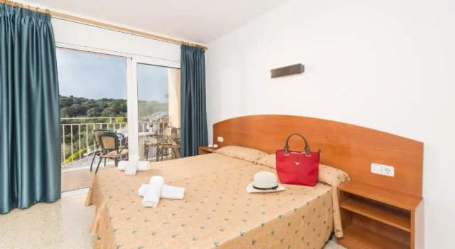 Апартаменты c 1 комнатой с балконом Apartaments Condado by Marsol