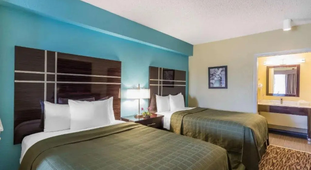 Номер Standard Boca Suites Deerfield Beach; SureStay Collection by BW