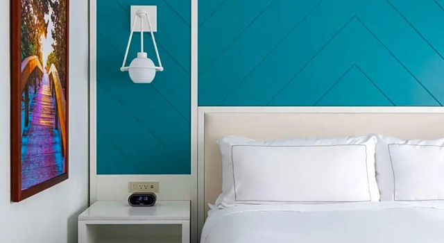Люкс с частичным видом DoubleTree Suites by Hilton Naples