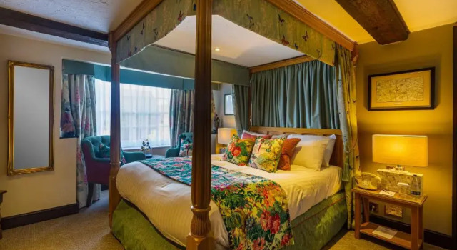 Номер Deluxe The Bell Inn, Stilton, Cambridgeshire - The Coaching Inn Group