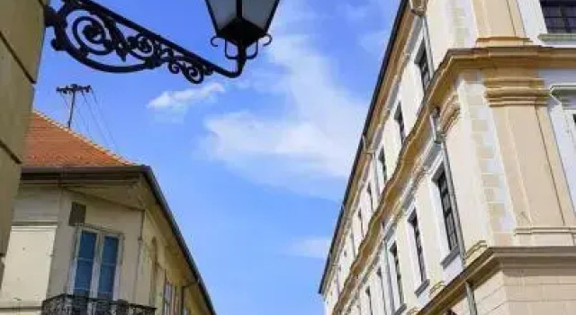 Soba Ganopa Osijek, Rezervovat Hotel Hotely v Slavonia s parkováním, Parkování