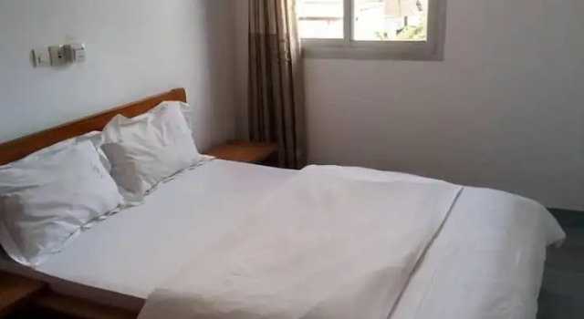 Апартаменты Deluxe с 3 комнатами с балконом Appartement Meublé VIP Douala Bonapriso