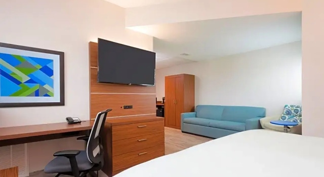 Номер Standard с видом на внутреннюю территорию Holiday Inn Express & Suites Panama City Beach - Beachfront by IHG