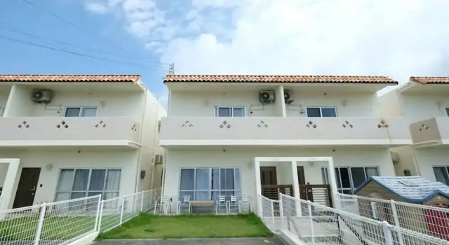 Sea Side Yaka