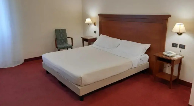 Двухместный номер Hotel HR