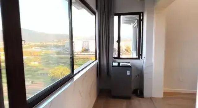 FuJu Holiday Apartment, Rezerwuj Apartament Hotele w Baoshan z parkingiem, Parking