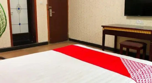 Lantian Hotel, Book Hotel Linchuan China