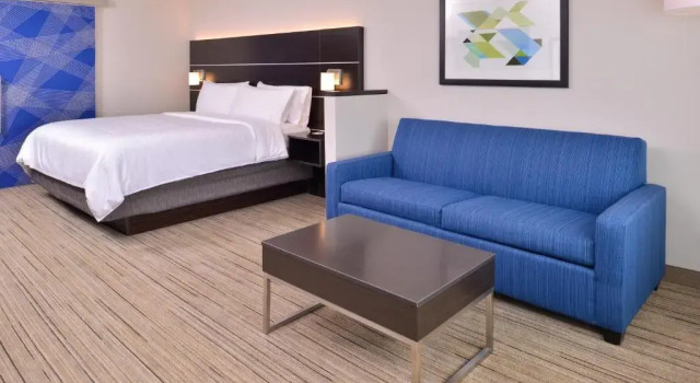 Номер Standard Holiday Inn Express & Suites - Olathe West by IHG