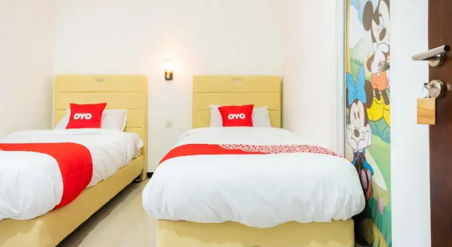 Standard Twin room OYO 2169  Anugrah Bromo Homestay