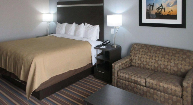 MainStay Suites Odessa I-20, Varaa Hotelli Hotellit Odessa aamiaisella, Aamiainen