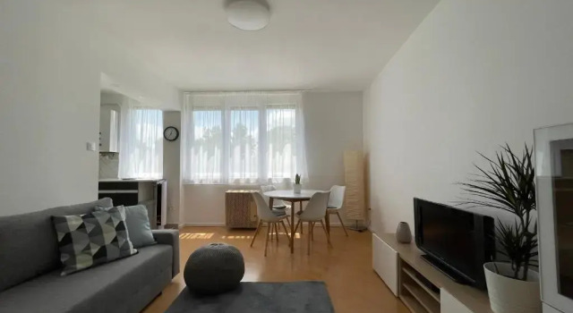 Balaton City Apartment, Buchen Sie Ferienwohnung Keszthely 