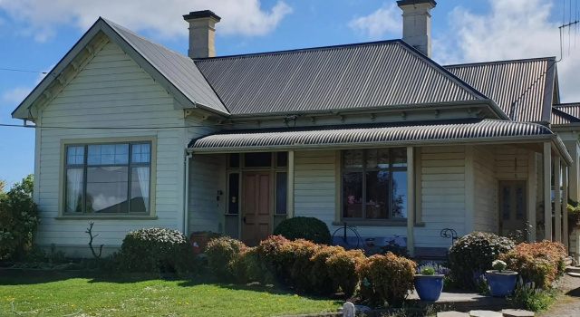 Century House B & B flatlette