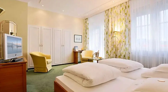 Номер Standard с видом на озеро Hotel Reutemann-Seegarten