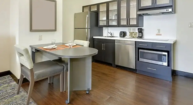 Двухместный люкс c 1 комнатой Candlewood Suites Dallas NW - Farmers Branch by IHG