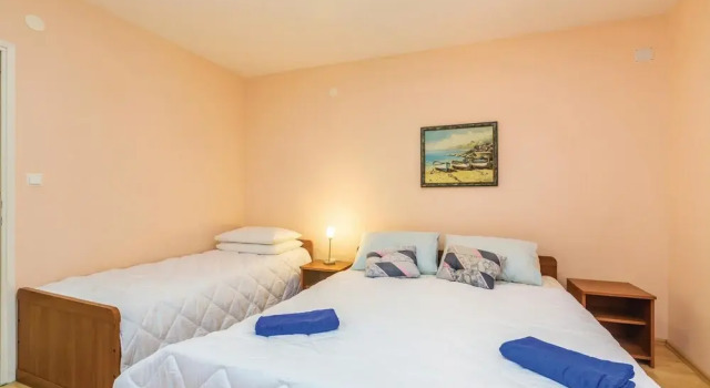 Amazing Home in Omisalj With Wifi and 1 Bedrooms, Prenota Hotel Omišalj 