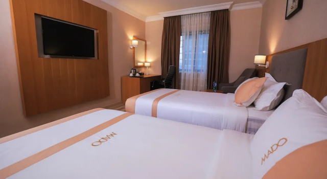 Standard- dobbelt klub værelse Mado Hotel