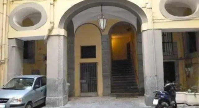 Hotel PIGNATELLI Napoli, Забронировать Отель Недорогие отели Неаполя, рядом с Кафедральный собор Неаполя, недорого