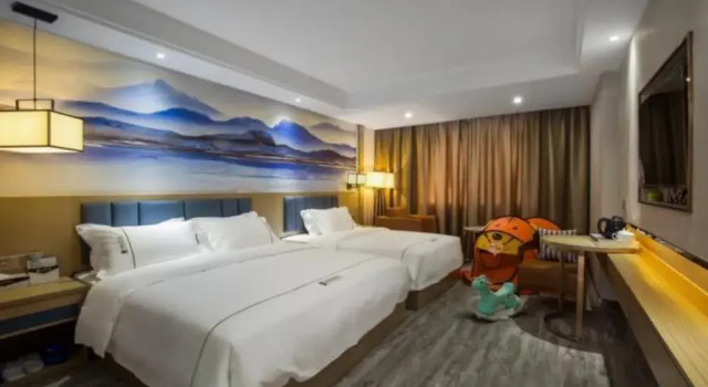 Wharton Brunel Hotel (Guilin Railway Station Vientiane City Branch)