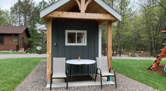 Коттедж Deerwood Resort - Pine Bluff Cottage 2