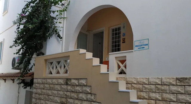 Small Apartment For 3 Pers 70meters From The Beach
