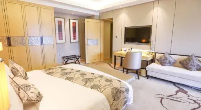 Люкс Executive Kingworld Hotel Gui'an