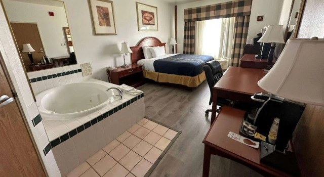 Holiday Inn Express Eagle, Book Hotel Hoteller i Eagle med parkering, Parkering