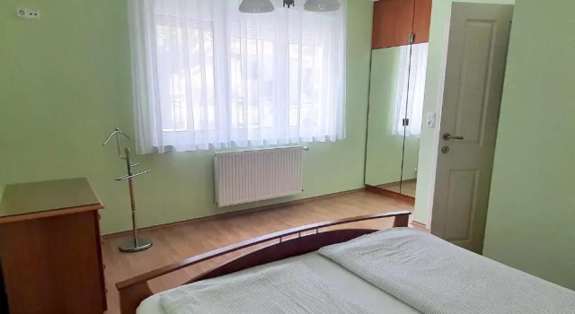 Anett Villa, Buchen Sie Villa Cottages in Western Transdanubia, Cottage